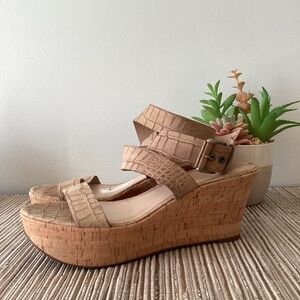 VIA SPIGA Tan Embossed Croc Wedge Ankle Strappy Sandal Size 10